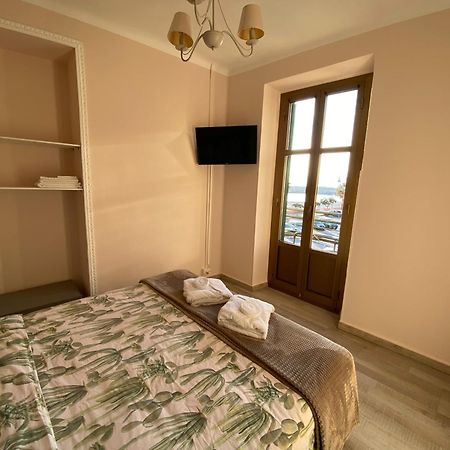 L'Eternita' E' Il Mare Mischiato Col Sole Rimbaud Apartment Вентимиля Екстериор снимка